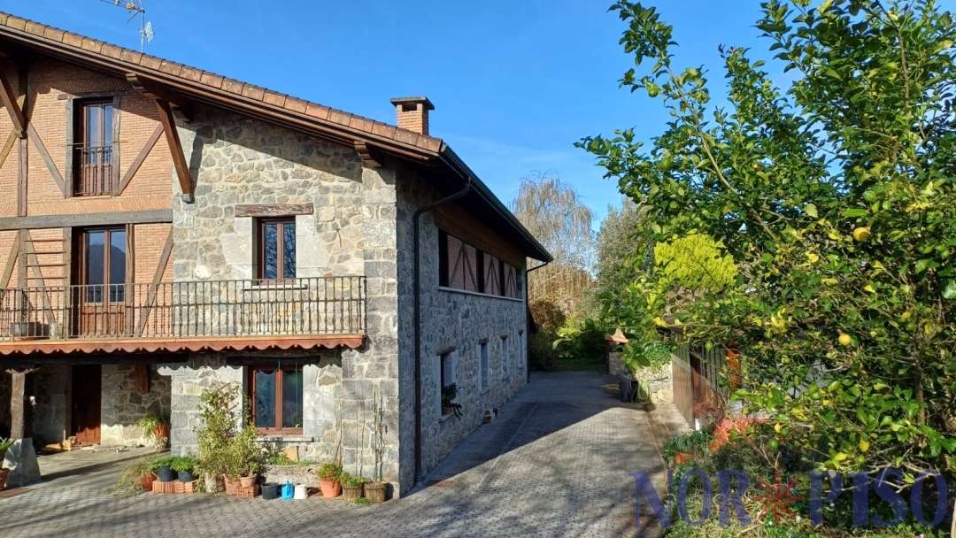 casa en venta en gernika lumo